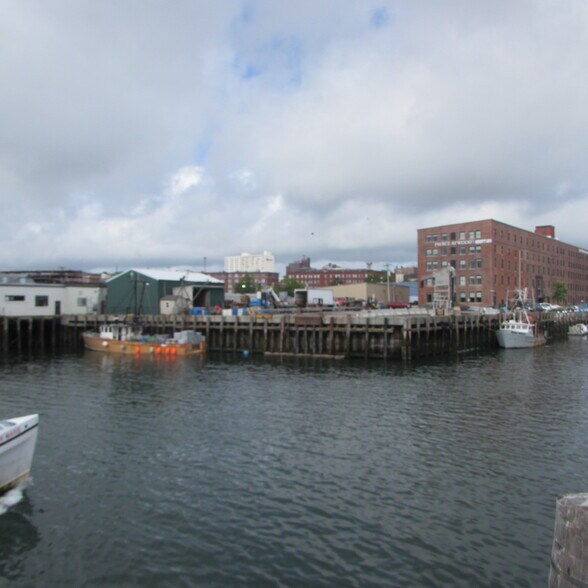 More Photos Of 50 Union Wharf, Portland Land For Lease
