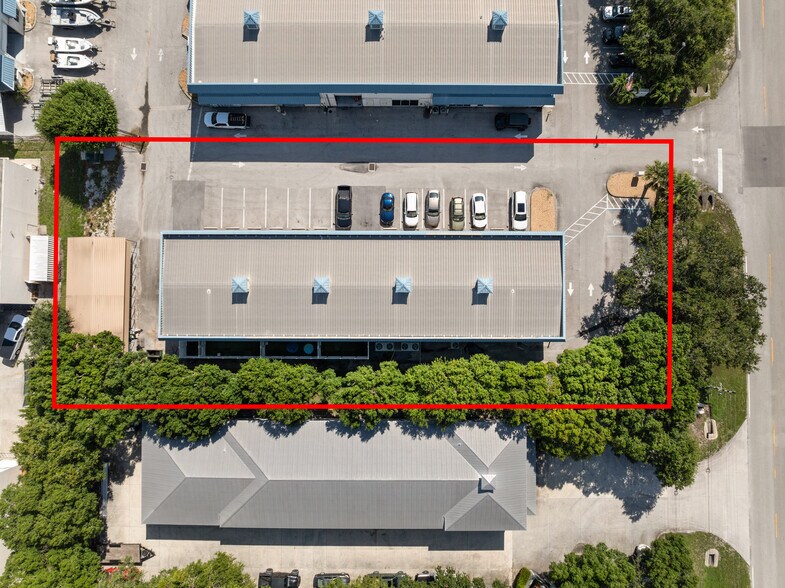 More Photos Of 3483-3497 SE Lionel Ter, Stuart Warehouse For Sale