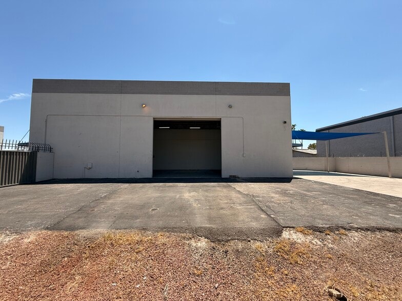 More Photos Of 512 W 2nd Ave, Mesa Warehouse For Sale