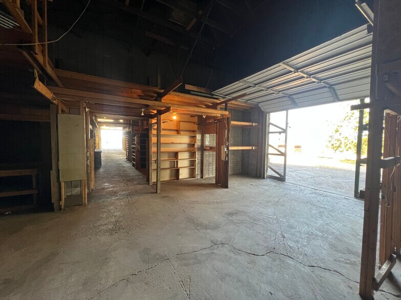 More Photos Of 1610 Greensburg Pike, North Versailles Warehouse For Lease