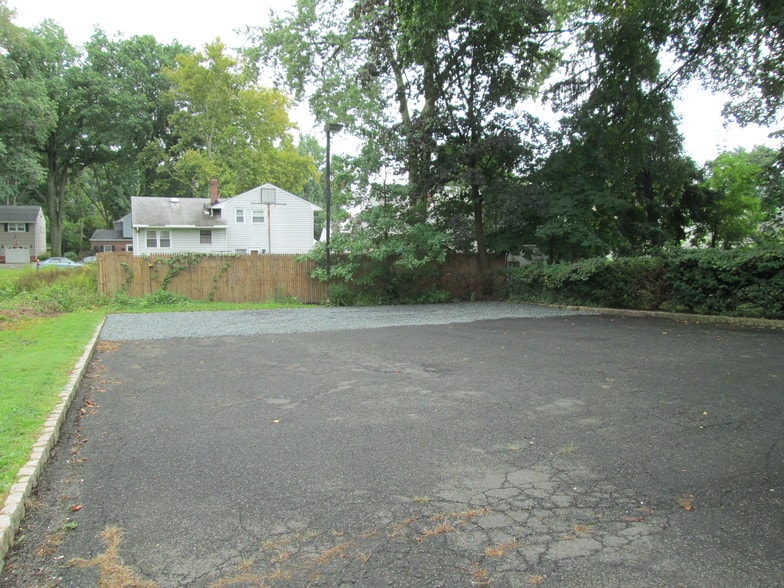 More Photos Of 2263 Saint Georges Ave, Rahway Medical For Lease