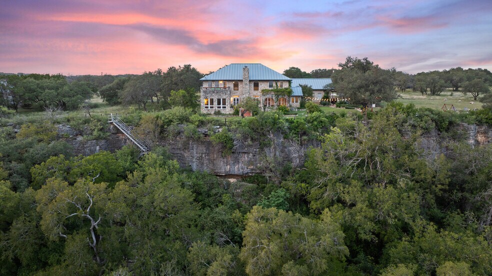 More Photos Of 5229 Hupedo Ranch Rd, Spicewood Specialty For Sale