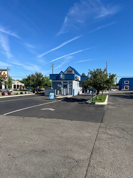 More Photos Of 1375 E Fairview Ave, Meridian Unknown For Lease