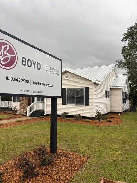 More Photos Of 11169 NW State Rd 20, Bristol Office For Sale