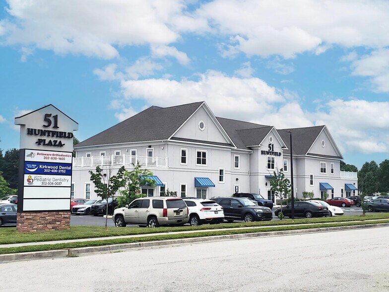 More Photos Of 51 Huntfield Dr, Smyrna Medical For Lease