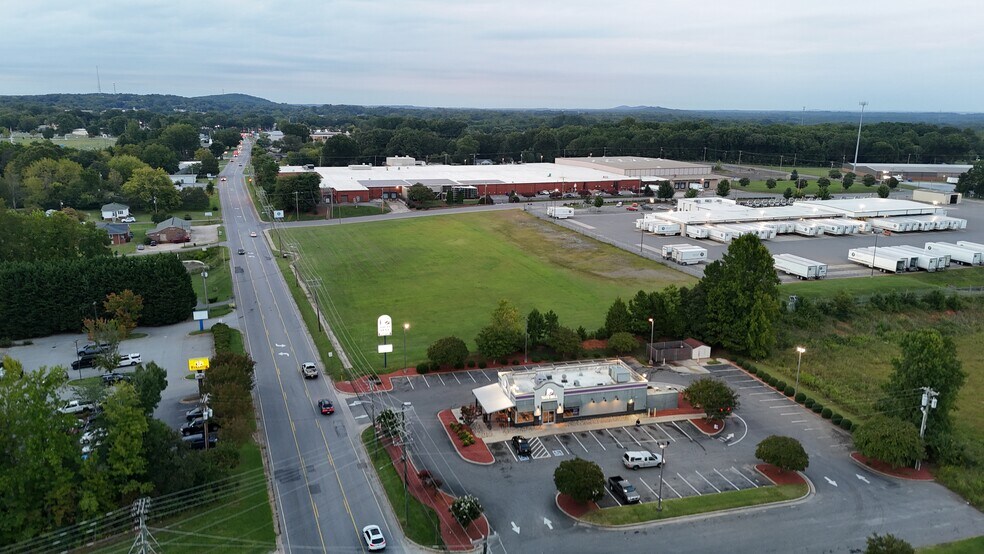 More Photos Of 710 York Rd, Kings Mountain Land For Sale