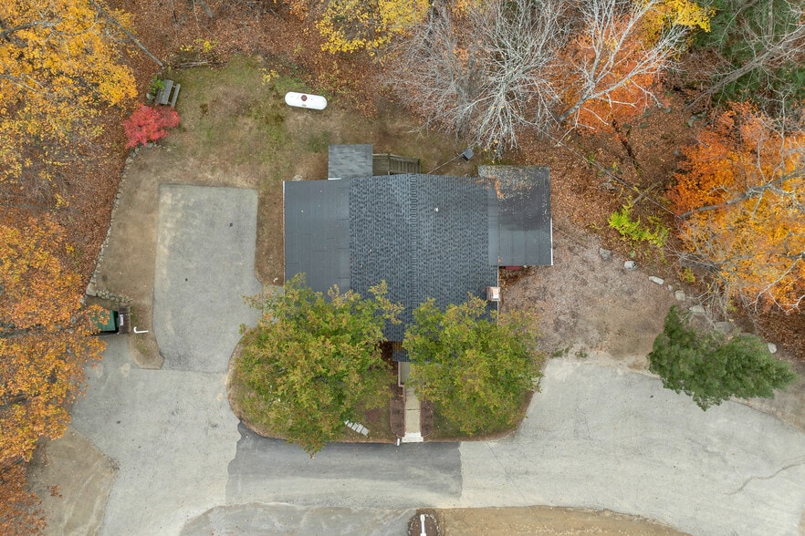 More Photos Of 136 Daniel Webster Hwy, Meredith General Retail For Sale