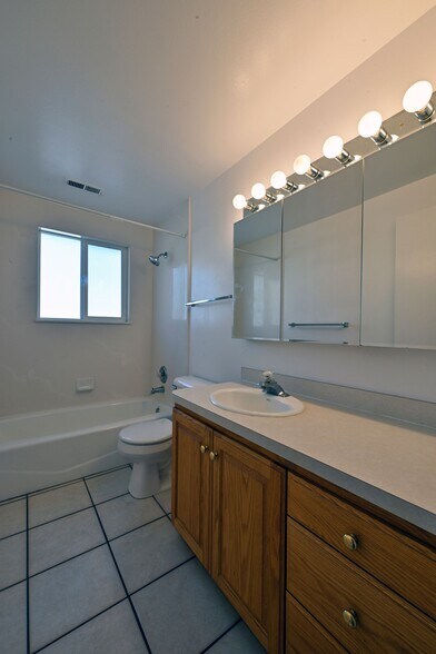 More Photos Of 322 S 100 W, Orem Apartments For Sale