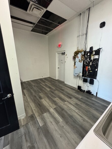 More Photos Of 17502-17525 Preserve Walk Ln, Tampa Unknown For Lease