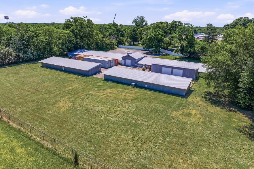 More Photos Of 50 Clara St, Landisville Warehouse For Sale