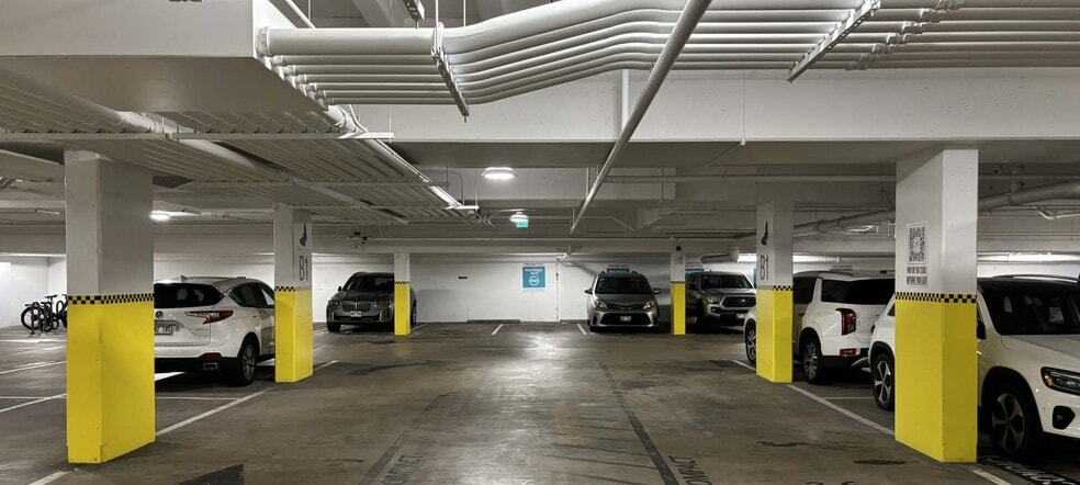 More Photos Of 2080 Kalakaua Ave, Honolulu Hotel For Sale