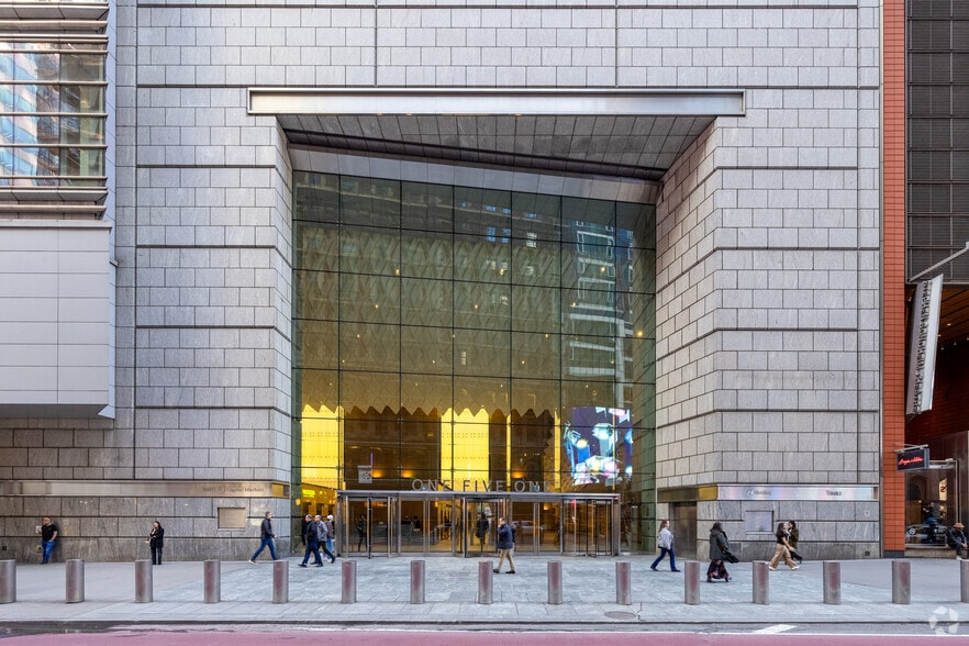 More Photos Of 151 W 42nd St, New York Office For Lease