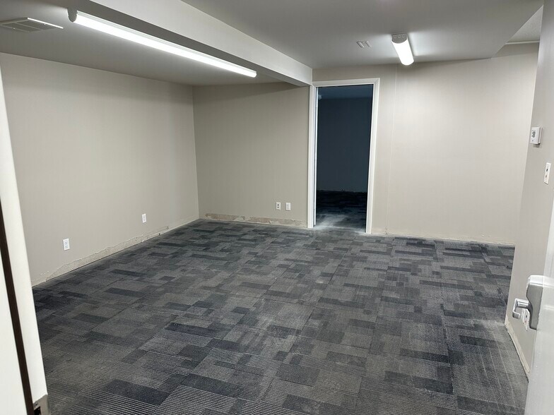 More Photos Of 622 W 1st St, Julesburg Auto Dealership For Sale