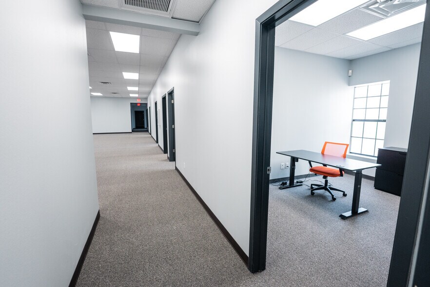 More Photos Of 1120 Toro Grande, Cedar Park Light Distribution For Sale