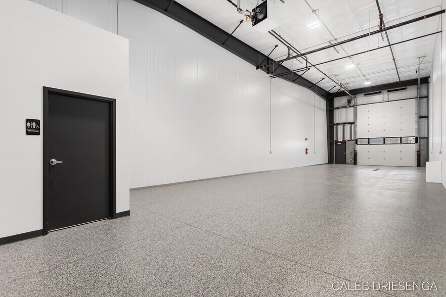 More Photos Of 460 Cleveland Ave, Holland Self Storage For Sale