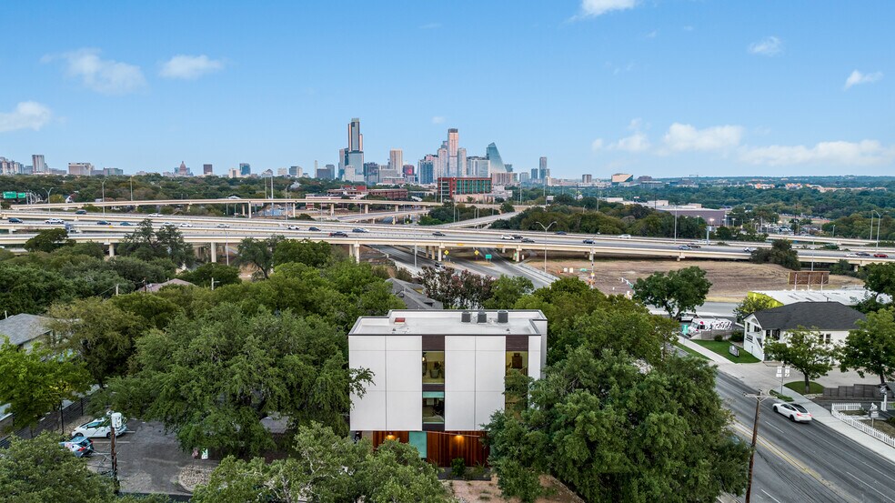 More Photos Of 2208 Lake Austin Blvd, Austin Office Residential For Sale