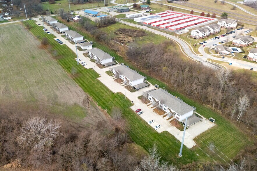 More Photos Of 2301 S Riverside Rd, Saint Joseph Apartments For Sale