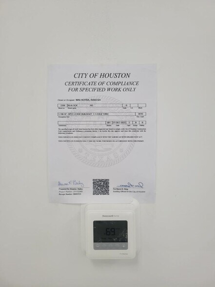 More Photos Of 2209 Blalock Rd, Houston Freestanding For Lease