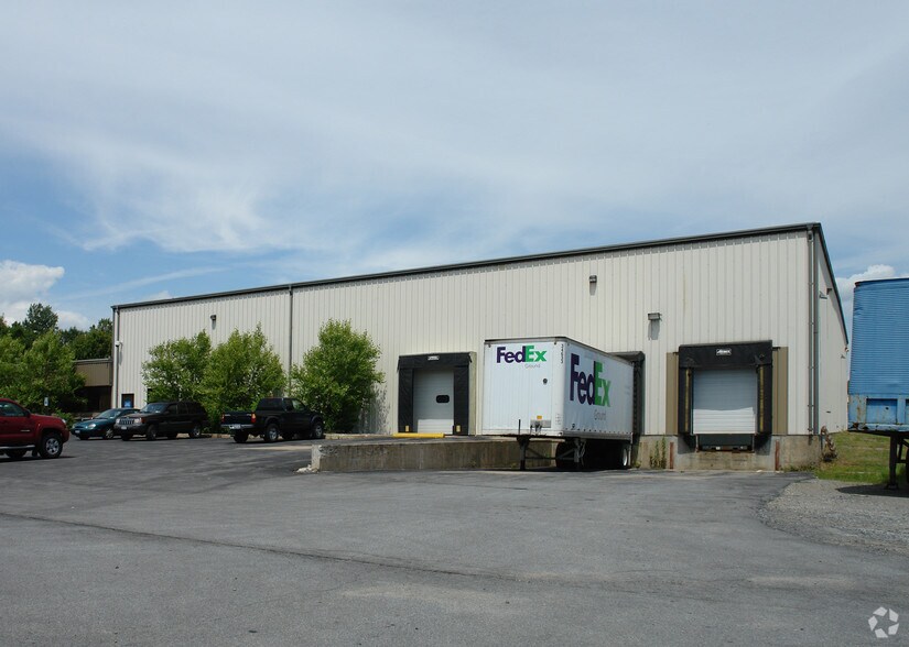 More Photos Of 8 Glens Falls Tech Park, Glens Falls Manufacturing For Lease