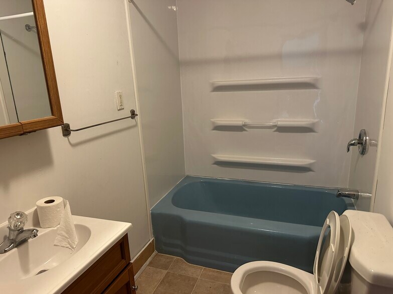 More Photos Of 2405 E Court St, Kankakee Land For Sale