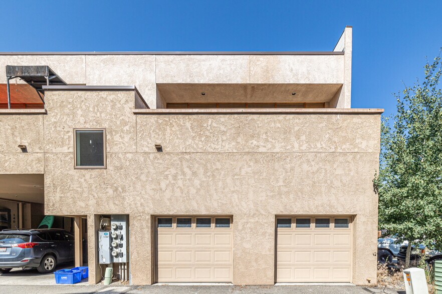 More Photos Of 271 1st Ave, Ketchum Storefront For Sale