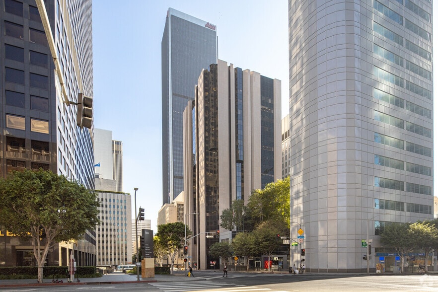 More Photos Of 800 W 6th St, Los Angeles Office For Lease