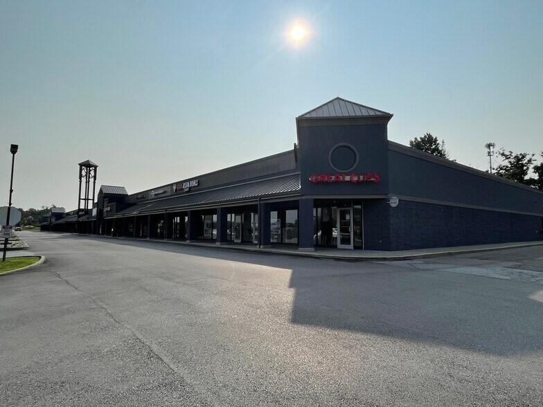 More Photos Of 16-62 Martha Layne Collins Blvd, Cold Spring Unknown For Lease