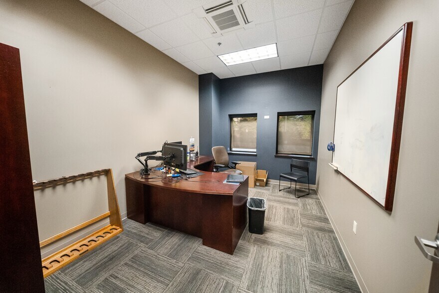 More Photos Of 6001 W Van Horn Tavern Rd, Columbia Office For Lease