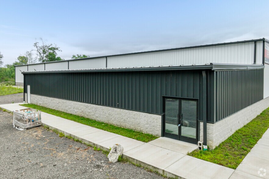 More Photos Of 511 Watts Rd, Jackson Manufacturing For Lease