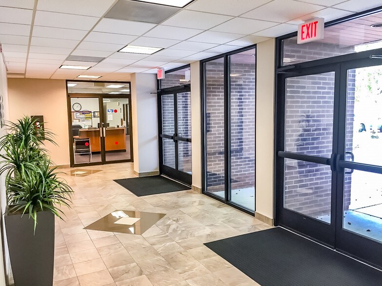 More Photos Of 230 Washington Ave Ext, Albany Office For Lease