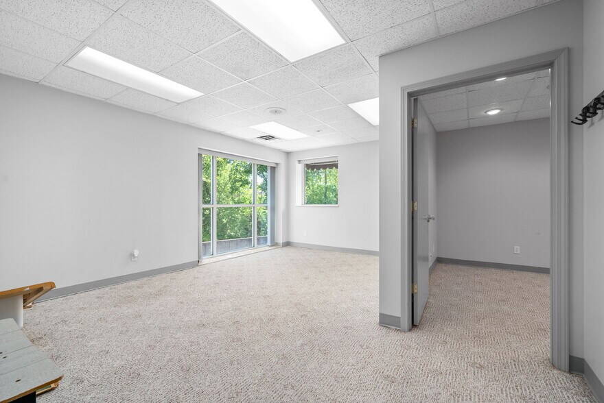 More Photos Of 311 W 9th St, Hopkinsville Medical For Lease