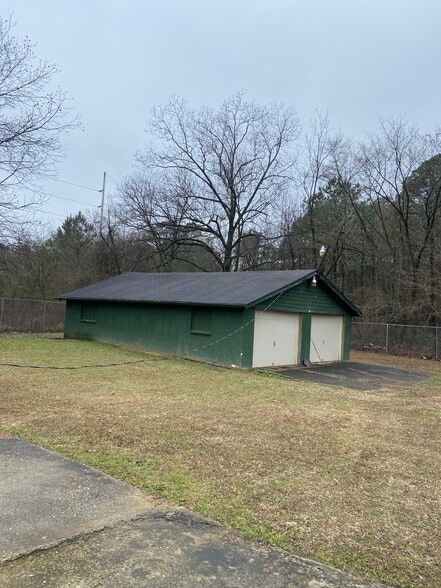 More Photos Of 2230 Old Springville Rd, Center Point Office For Sale