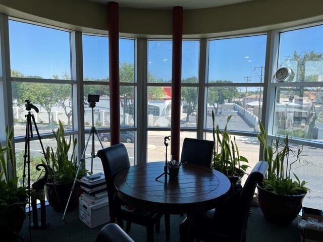 More Photos Of 1486 W 11th St, Tracy Coworking Space