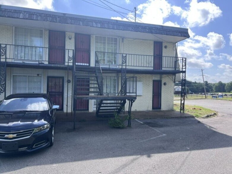 More Photos Of 3721 Millbranch Rd, Memphis Apartments For Sale