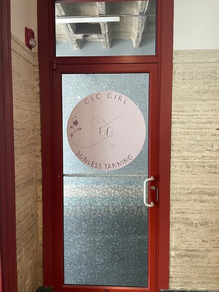 More Photos Of 305 2nd St SE, Cedar Rapids Office Residential For Lease