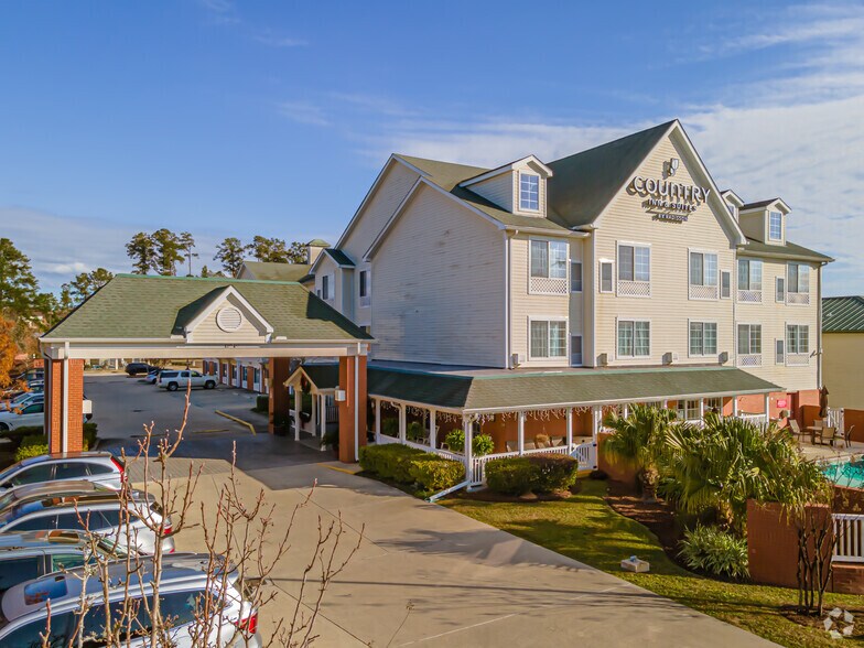 More Photos Of 130 Holiday Blvd, Covington Hotel For Sale