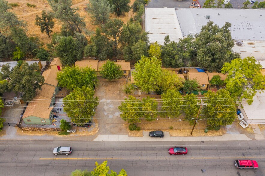 More Photos Of 2230 El Reno Ln, Redding Apartments For Sale