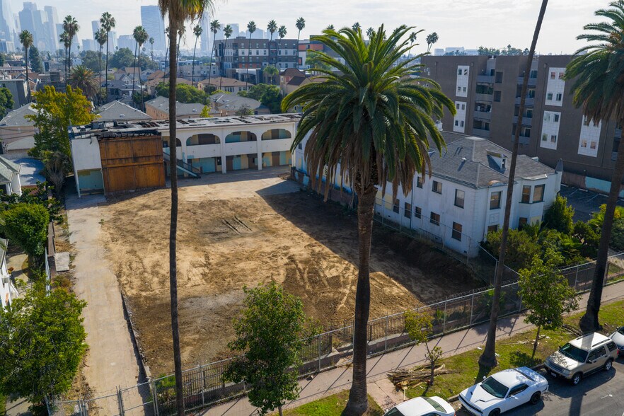 More Photos Of 1216 Menlo Ave, Los Angeles Land For Sale