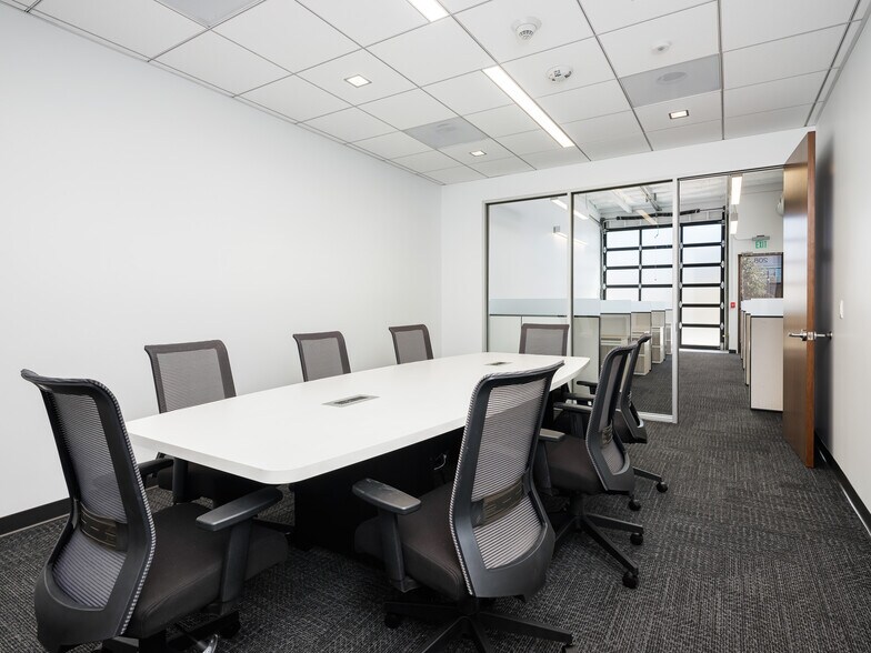 More Photos Of 11555 Sorrento Valley Rd, San Diego Unknown For Lease