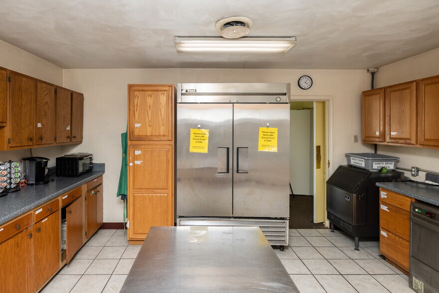 More Photos Of 6220 Portsmouth Blvd, Portsmouth Religious Facility For Sale