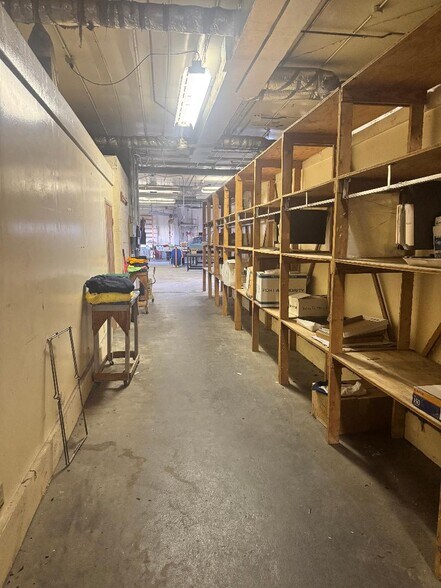 More Photos Of 1309 S Nebo Rd, Muncie Freestanding For Sale