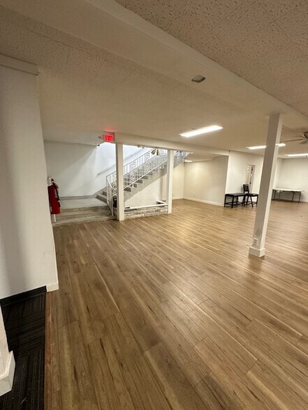 More Photos Of 530 E 3rd St, Hobart Storefront For Sale