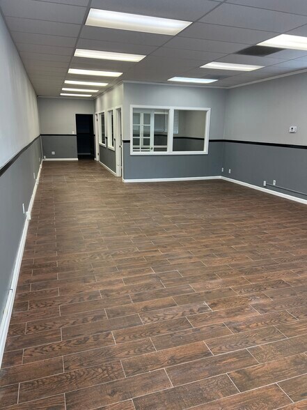 More Photos Of 2346 E Thousand Oaks Blvd, Thousand Oaks Unknown For Lease