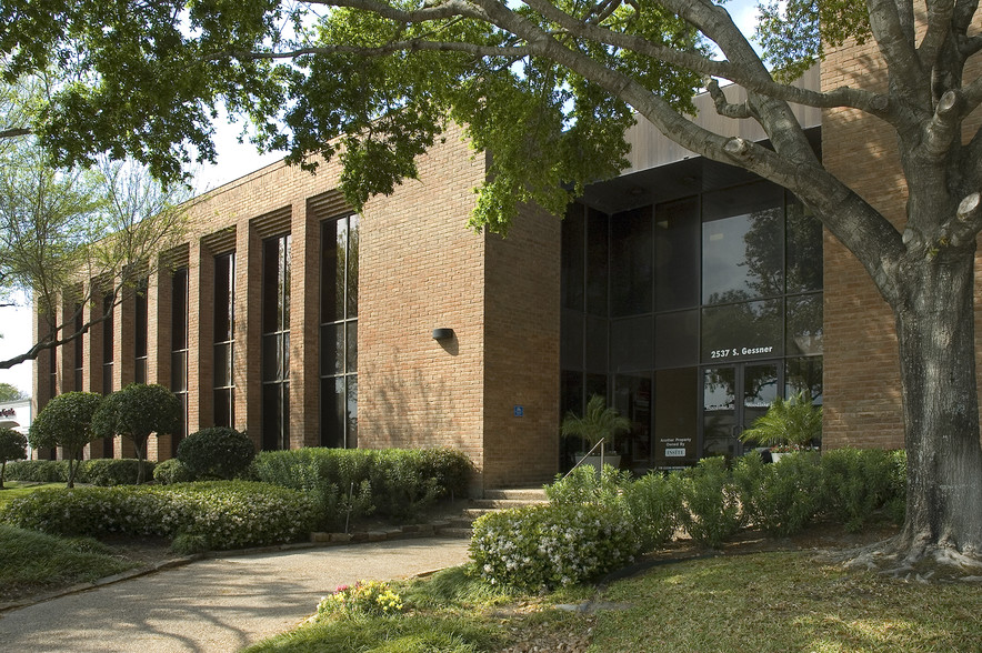 Primary Photo Of 2537 S Gessner Rd, Houston Office For Lease