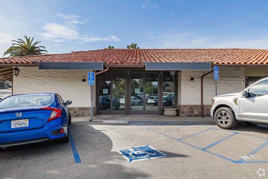 More Photos Of 29169-29211 Heathercliff Rd, Malibu Unknown For Lease