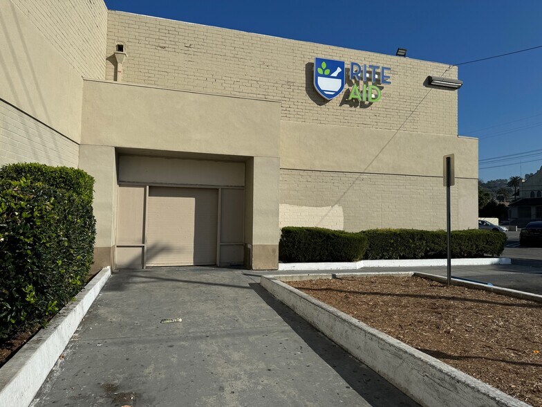 More Photos Of 111 E Avenue 26, Los Angeles Freestanding For Lease