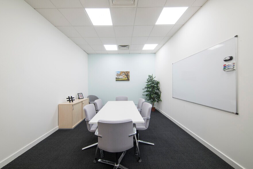 More Photos Of 59-61 King St E, Hamilton Coworking Space