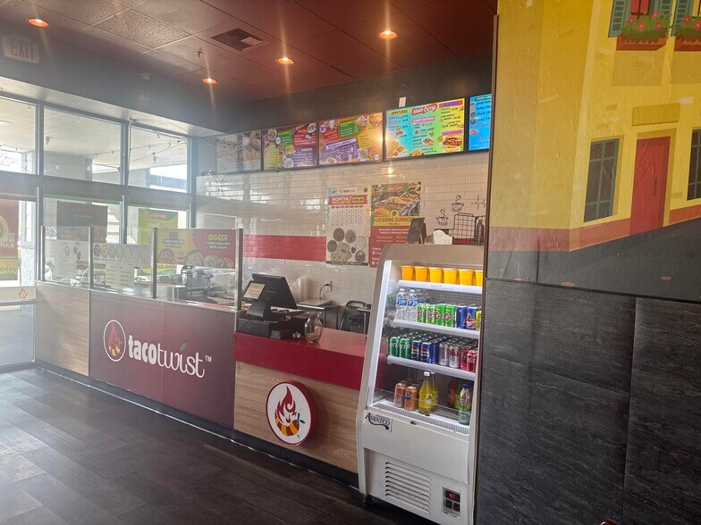 Primary Photo Of 8359 Elk Grove Florin Rd, Sacramento Storefront Retail Office For Lease