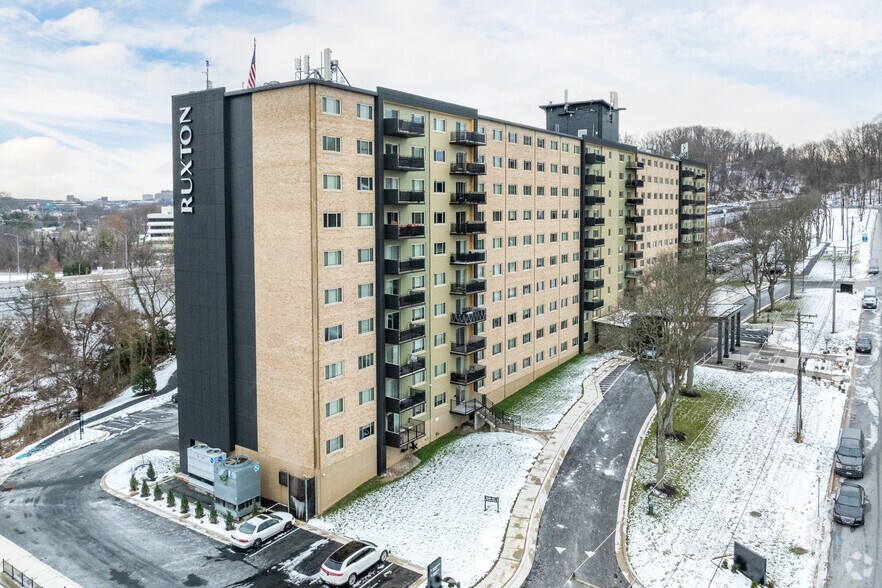 Primary Photo Of 8415 Bellona Ln, Towson Apartments For Lease