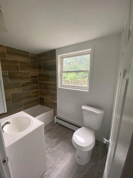 More Photos Of 57 Turner St, Mantua Apartments For Sale